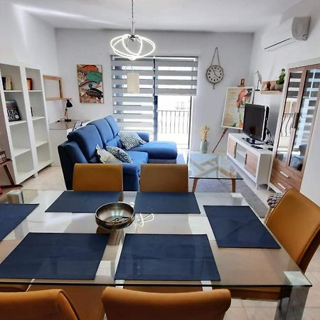 Spacious Side-Sea View Apartment At St Paul'S Bay San Pawl il-Baħar Eksteriør billede