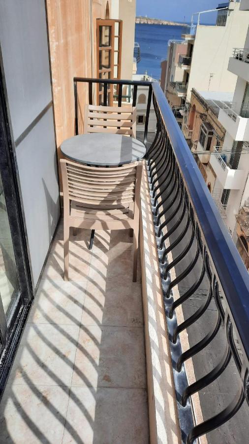 Spacious Side-Sea View Apartment At St Paul'S Bay San Pawl il-Baħar Eksteriør billede